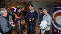 Cambia Mendoza lidera las PASO con más del 41% de los votos