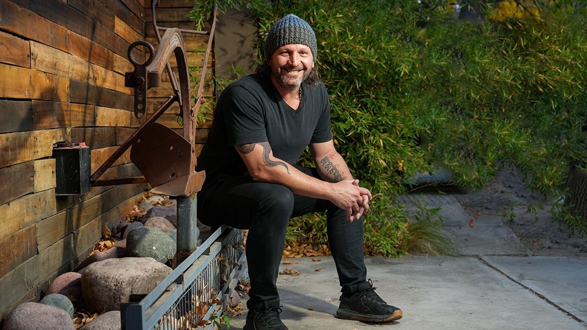 El empresario gastronómico tiene un hijo de 24 años que también vive en Mendoza. Pronto vendrá a vivir aquí su mamá. El empresario gastronómico tiene un hijo de 24 años que también vive en Mendoza. Pronto vendrá a vivir aquí su mamá.