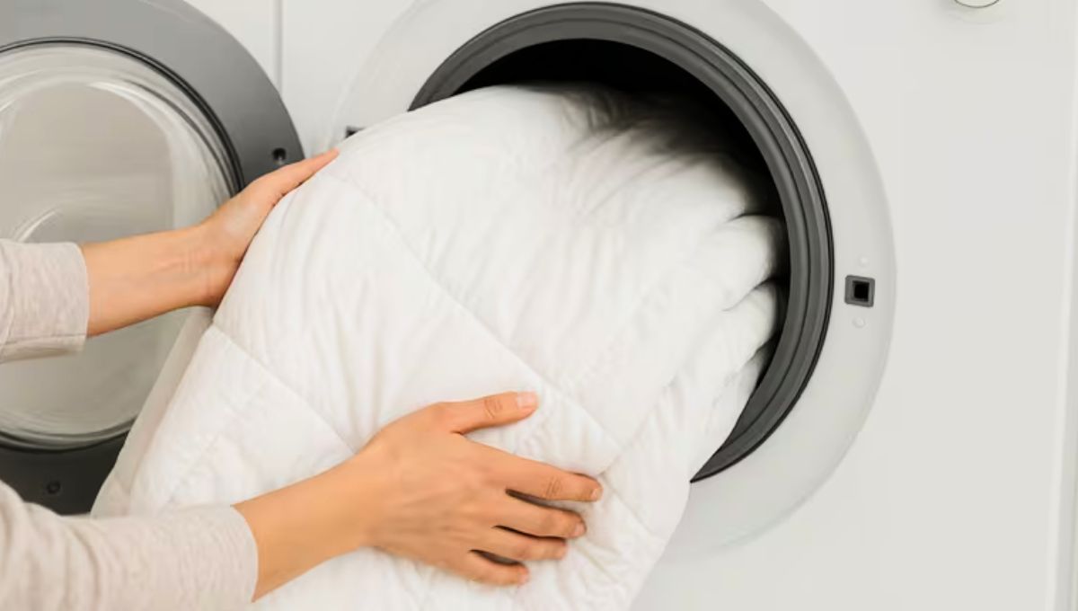 Cómo dejar impecables los acolchados sin romper el lavarropas: sencillo truco viral