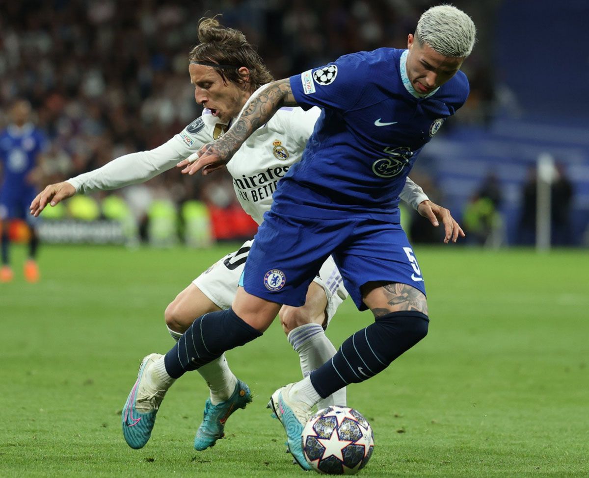Chelsea, con Enzo Fernández, no pudo con Real Madrid en la ida de cuartos de final de la Champions League