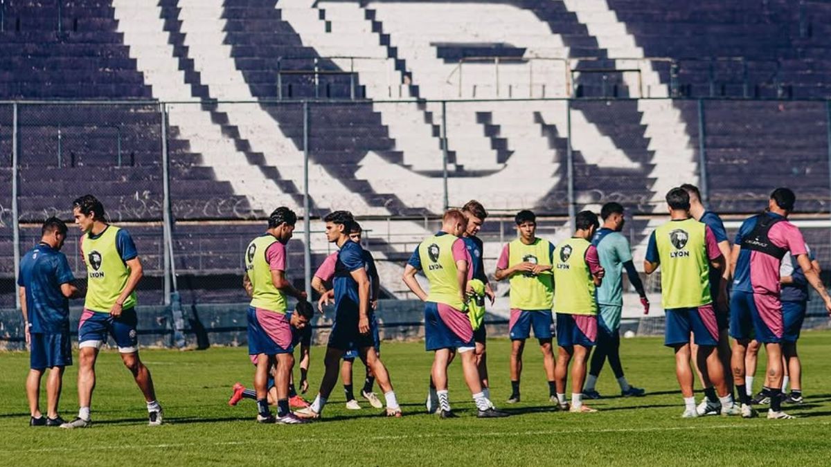 Se adelantó la pretemporada de Independiente Rivadavia y este lunes inician los entrenamientos