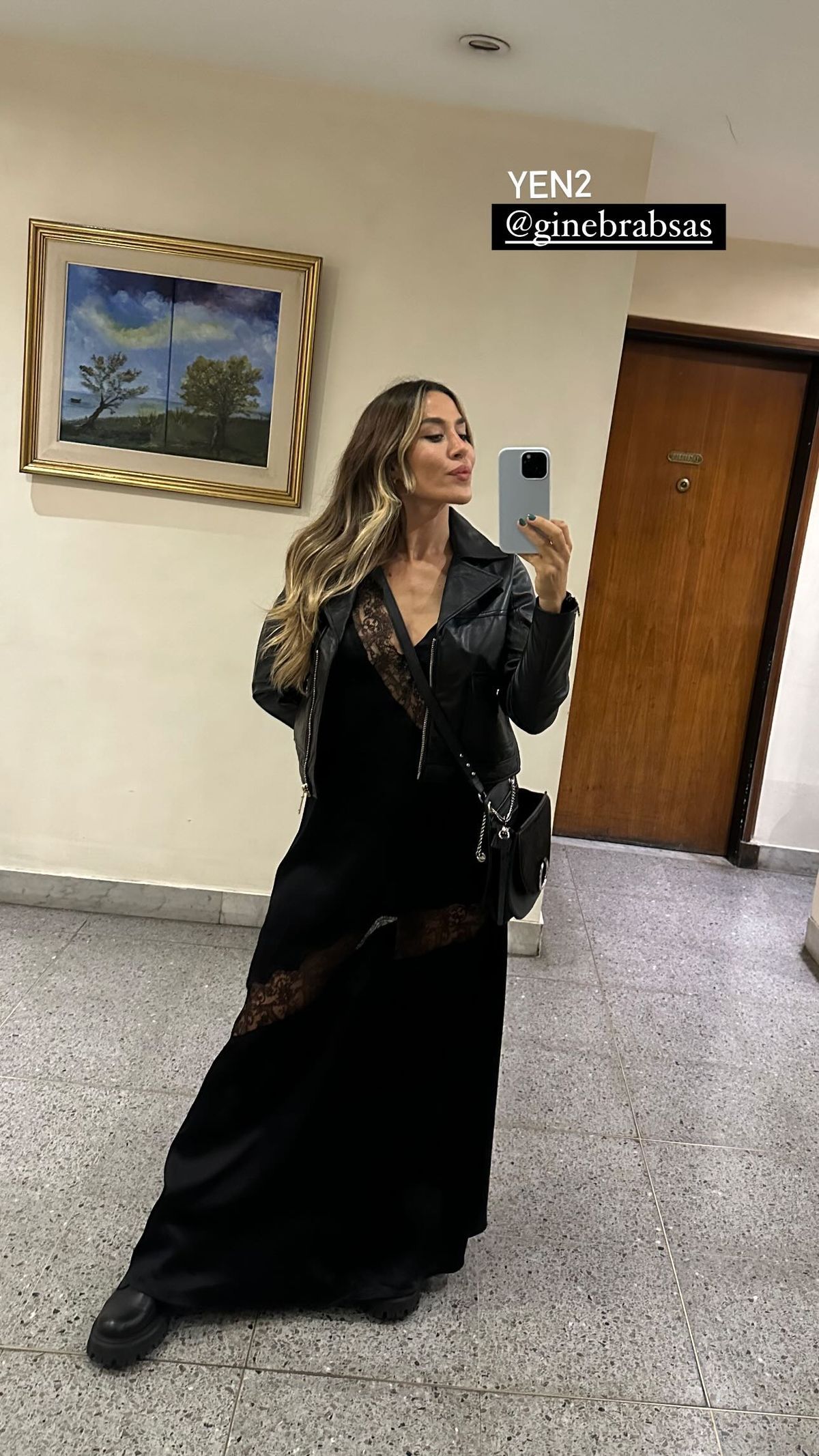 Jimena Barón es la reina de las ultra transparencias y paraliza la tendencia furor. Jimena Barón es la reina de las ultra transparencias y paraliza la tendencia furor.