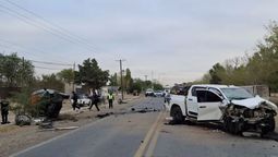 El accidente en Neuquén acabó con la vida de dos miembros de la Policía, culpa de un conductor alcoholizado. Foto: Diario La Mañana de Neuquén. El accidente en Neuquén acabó con la vida de dos miembros de la Policía, culpa de un conductor alcoholizado. Foto: Diario La Mañana de Neuquén.