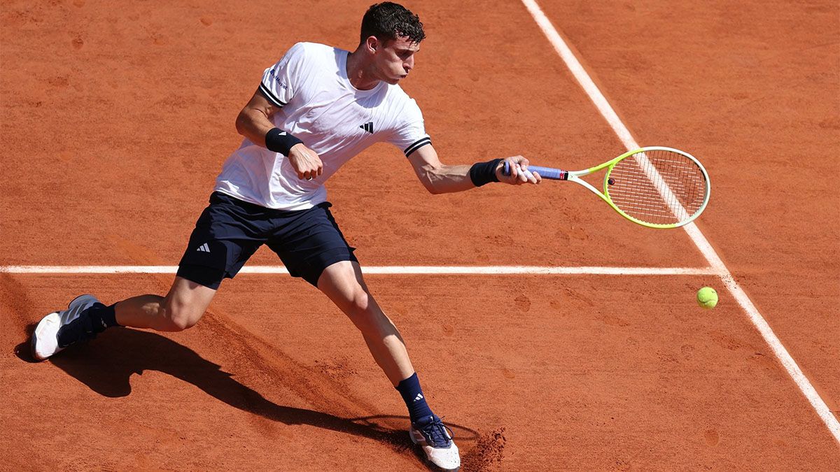Juan Manuel Cer&uacute;ndolo sigue en carrera en Roland Garros.