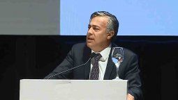 Cornejo convocó a los jóvenes a la aventura de emprender