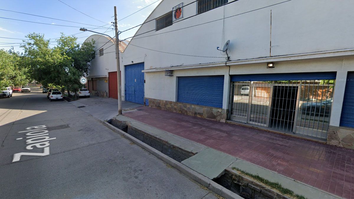 El millonario asalto ocurrió en calle Zapiola 242, entre calles 25 de Mayo y Adolfo Calle, en Guaymallén.