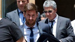Jorge Messi llegó a Barcelona para definir el futuro de Lionel