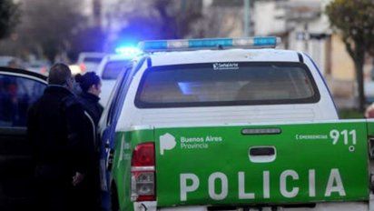 El adolescente se negó a venderle bebidas alcoholicas a los vecinos porque estaban en estado de ebriedad y se generó una pelea, por lo que el menor ejerció su legítima defensa. Fue liberado por la Justicia