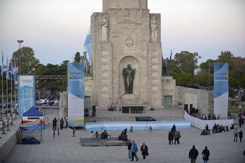 Macri encabeza un Día de la Bandera atípico y con un fuerte operativo de seguridad