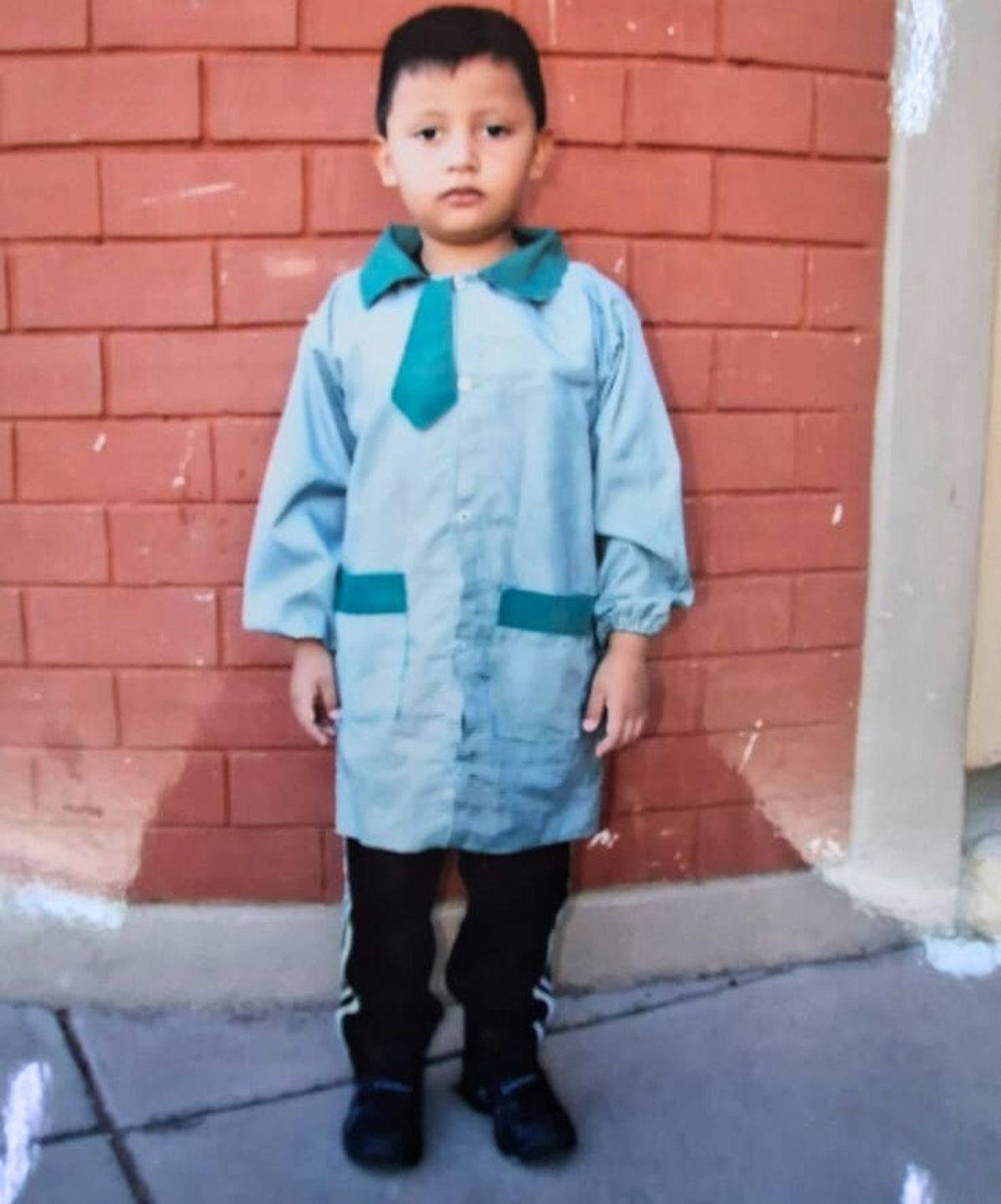 Marcelito en su primer día del jardín. Hoy pasa a la secundaria en medio de la emoción de sus docentes. Marcelito en su primer día del jardín. Hoy pasa a la secundaria en medio de la emoción de sus docentes.