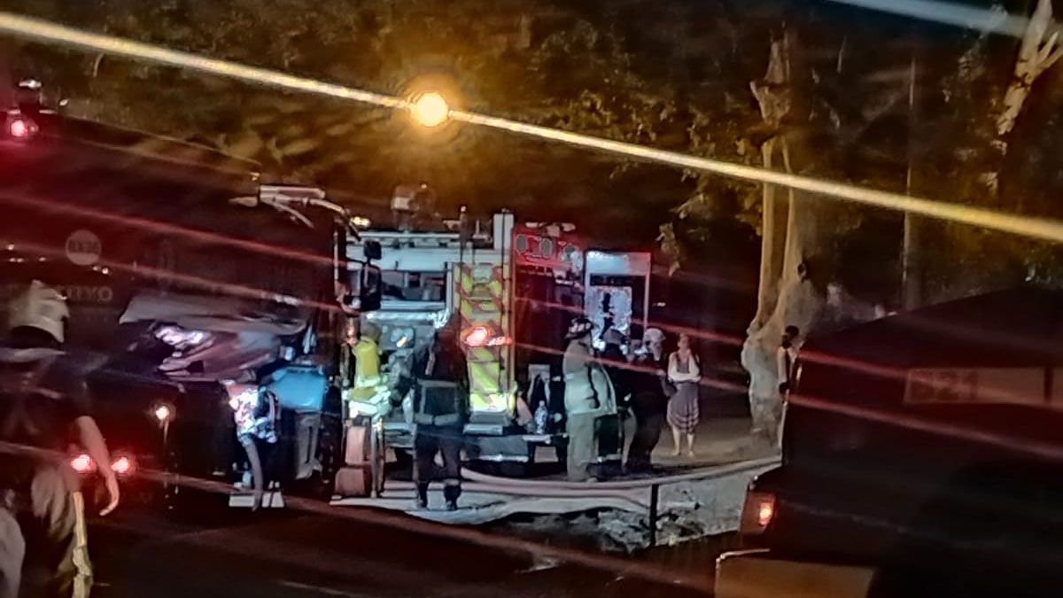 El incendio ocurrió en el barrio Elena Raffo, de Guaymallén, en la madrugada de este viernes. Imagen ilustrativa.