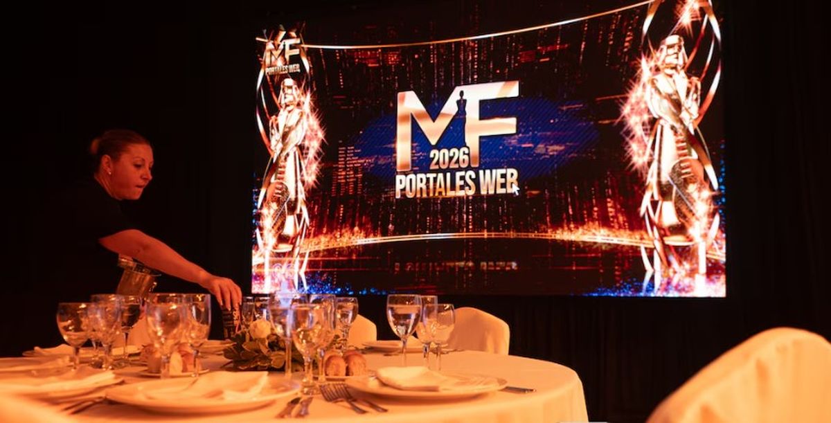Las mejores fotos de la alfombra roja del Martín Fierro a los Portales Web 2026.