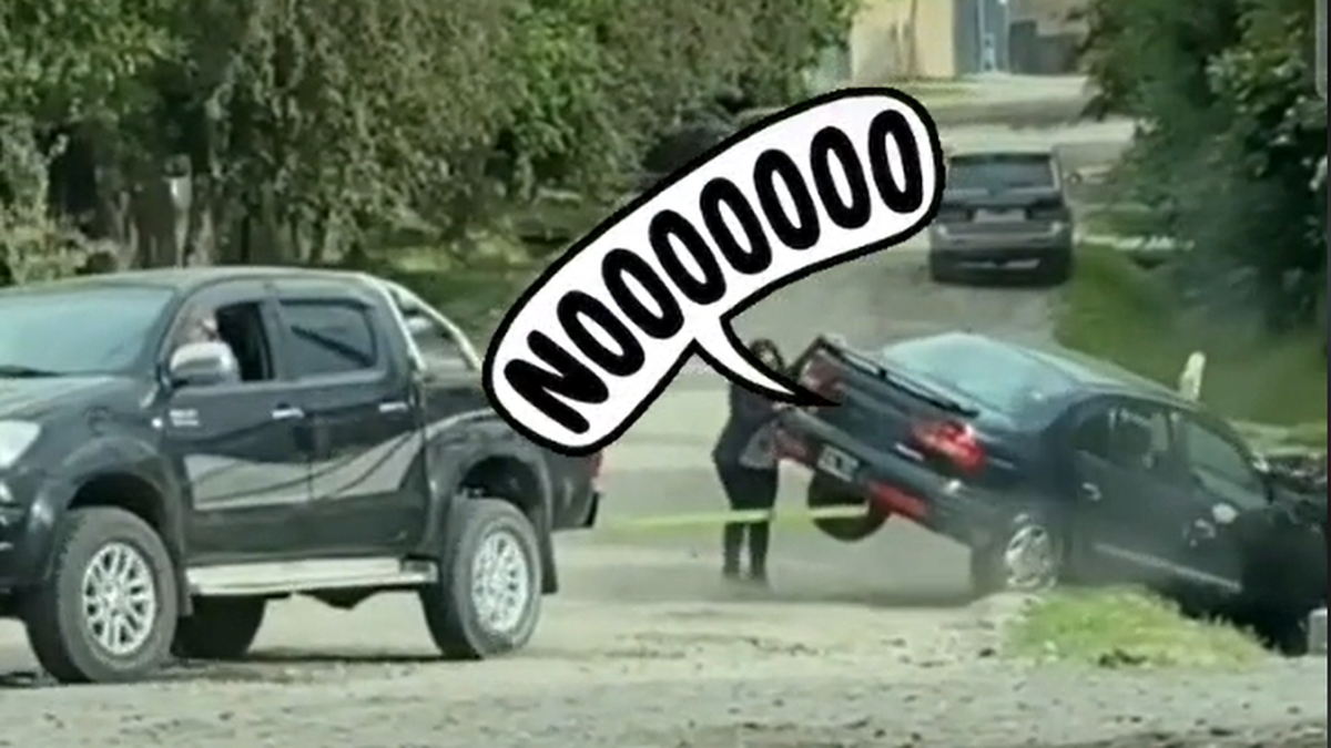 Un mendocino quiso sacar un auto de una zanja y terminó de la peor manera