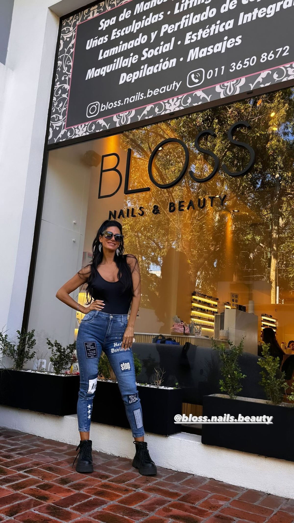 Ultra ceñidos, Silvina Escudero confirma que es la reina de los pantaloncitos customizados. Ultra ceñidos, Silvina Escudero confirma que es la reina de los pantaloncitos customizados.