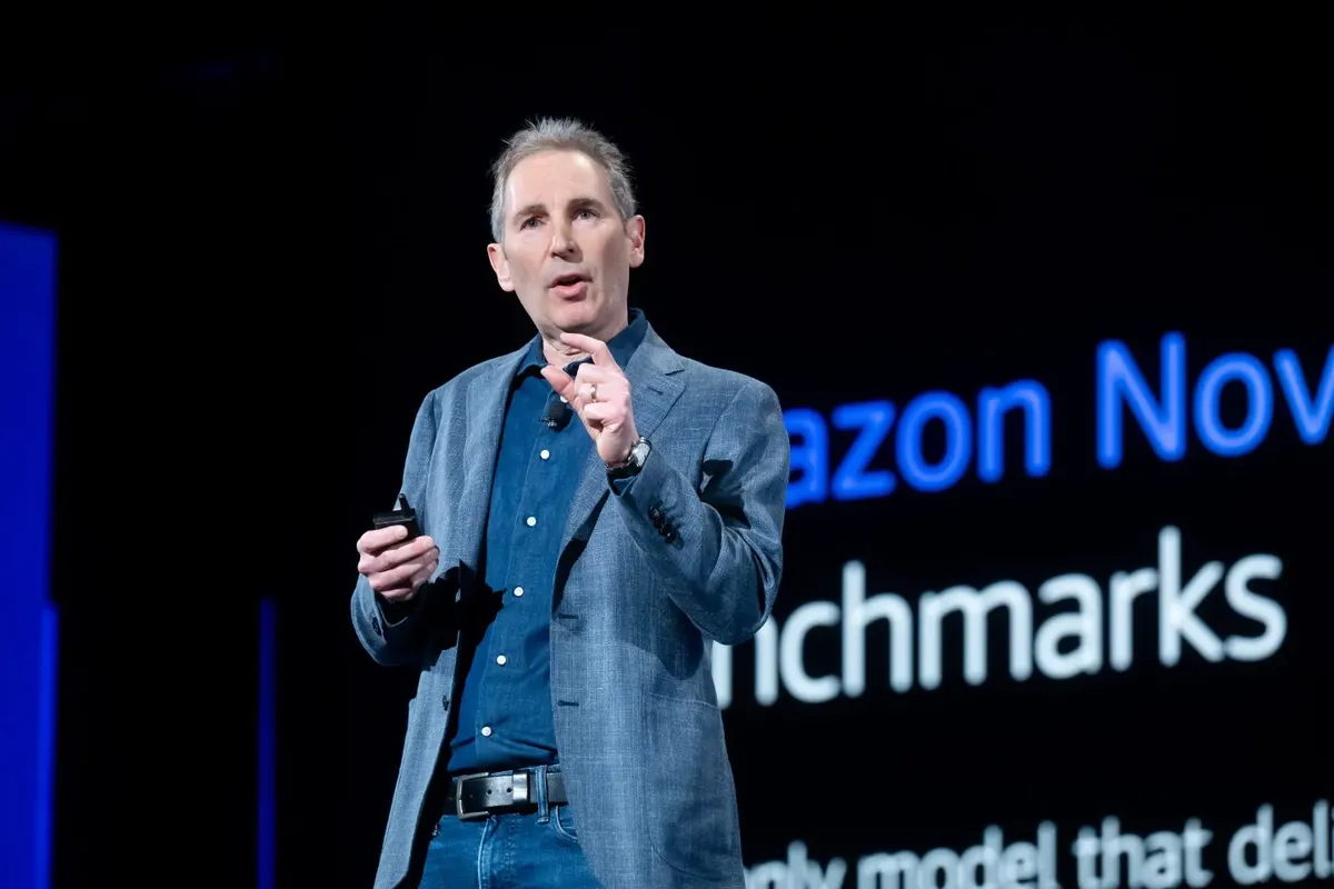 Jazzy seguir&aacute; implementando la IA en Amazon.