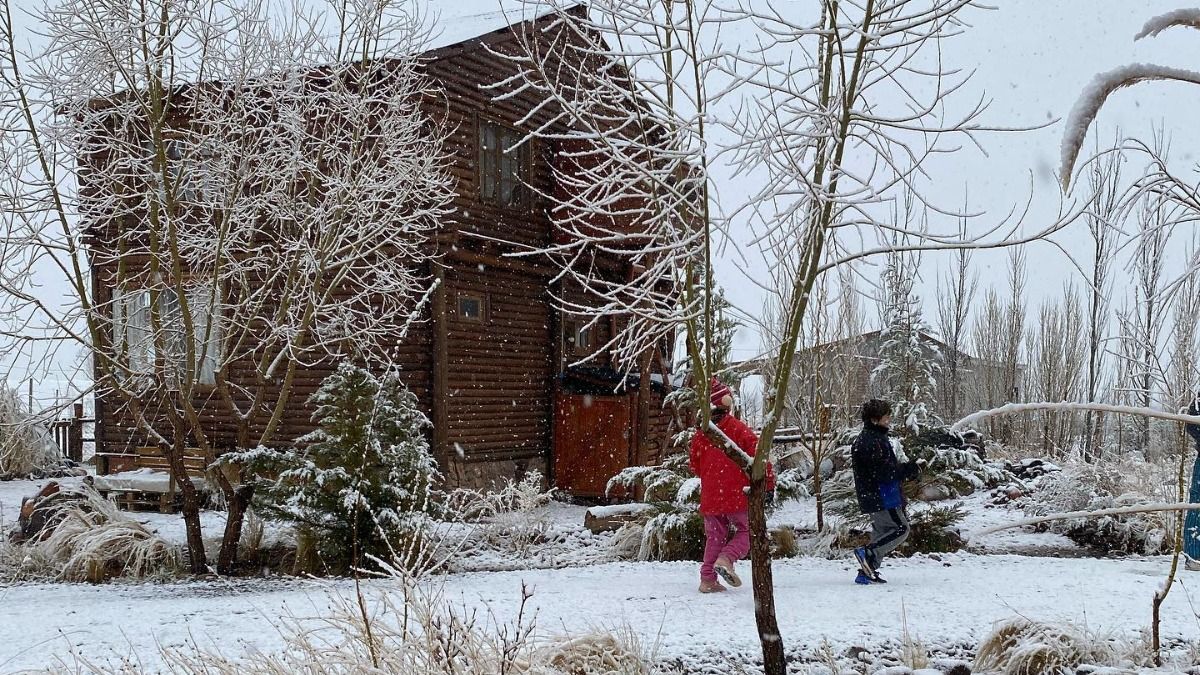 El paisaje de Uspallata durante este sábado. Foto: gentileza cabañas Luna.