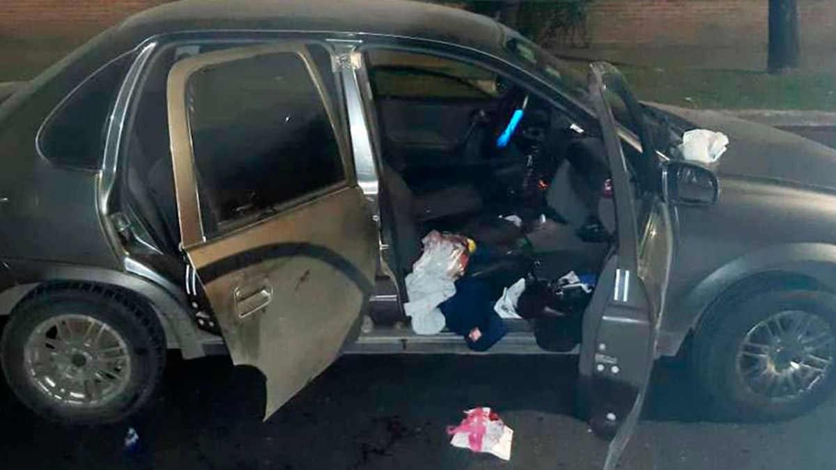 Una mujer fue apuñalada por su pareja delante de sus hijos.