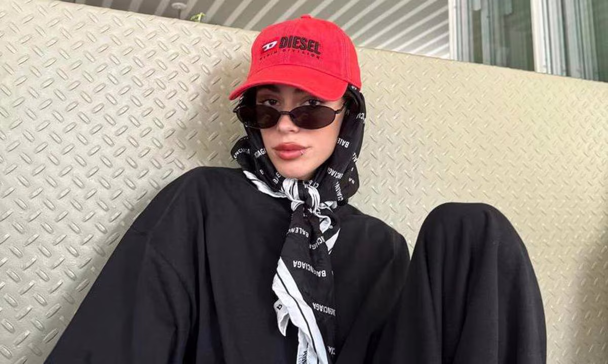 Desde México, Tini confirma que es la reina del off white sin corpiñito y se pasa el morocho