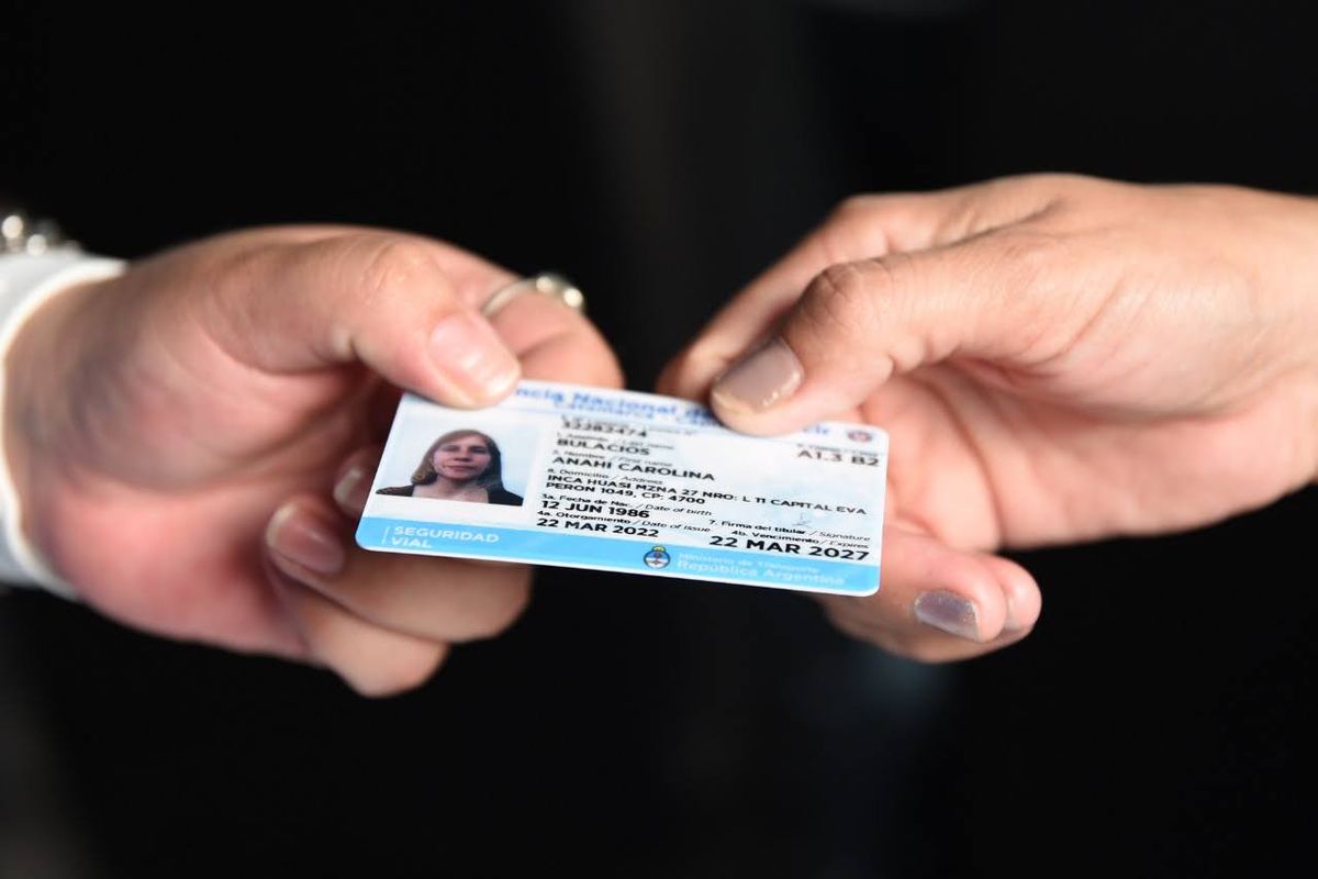 Un psicólogo trucho firmó más de 30 certificados para licencias de conducir