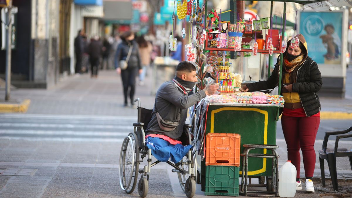Este lunes fueron 408 los nuevos casos de Covid en Mendoza.