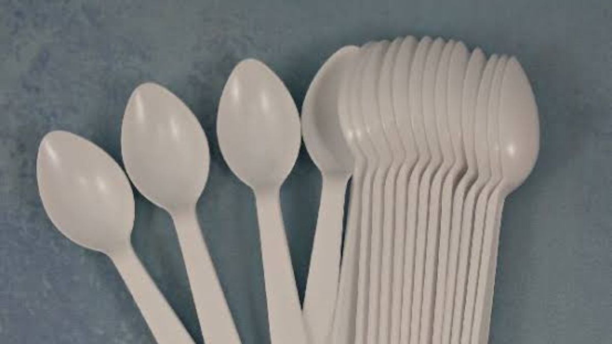 Así podés reciclar cucharas de plástico.