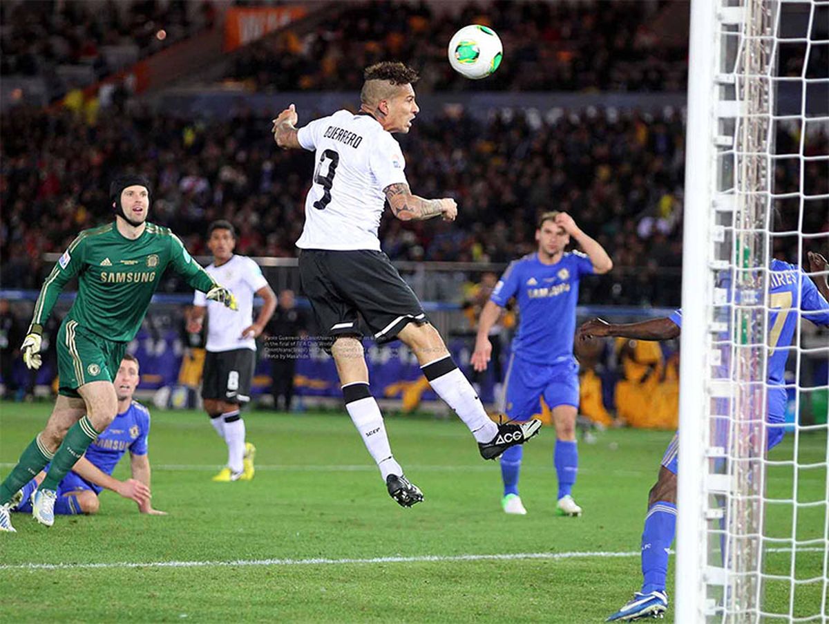Paolo Guerrero le dio el triunfo al Corinthians ante Chelsea en el 2012. Paolo Guerrero le dio el triunfo al Corinthians ante Chelsea en el 2012.