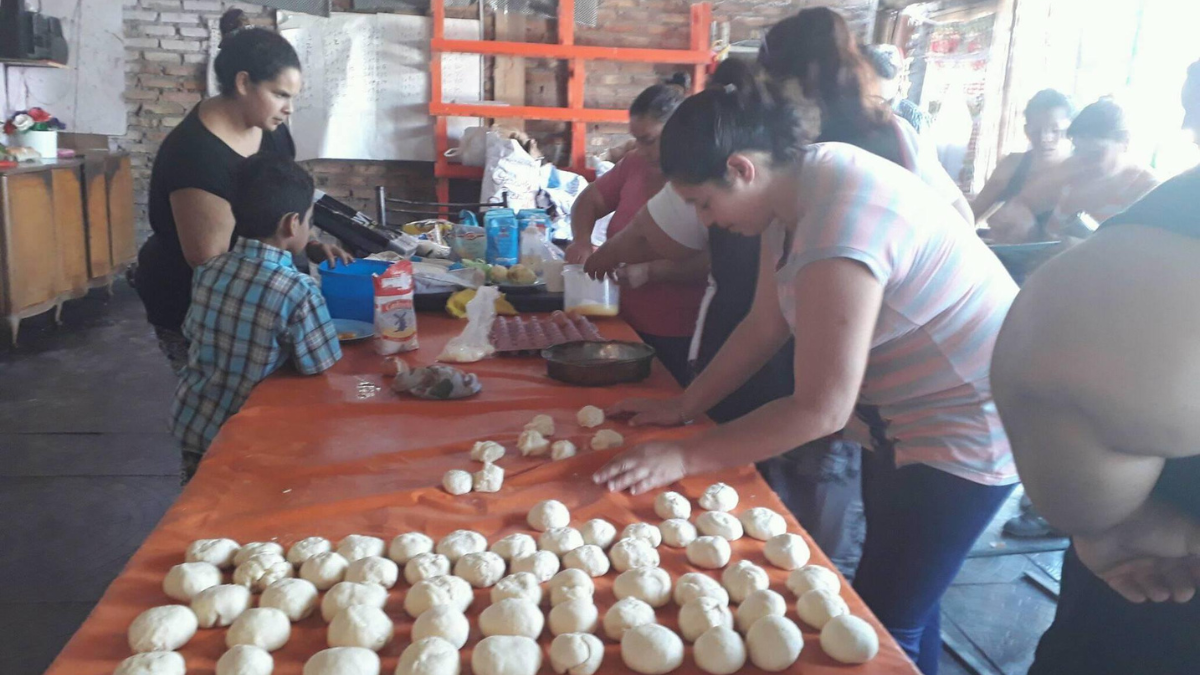 Los comedores llevan adelante una lucha diaria contra el hambre.
