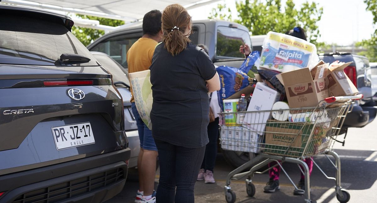Varios miles de chilenos llegaron a Mendoza por este fin de semana largo. La ocupación hotelera llegó al 90%, según operadores de turismo. Fotos: Axel Lloret