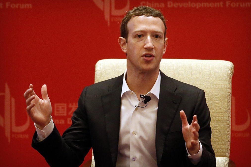 Hackearon brevemente la cuenta en Twitter de Mark Zuckerberg