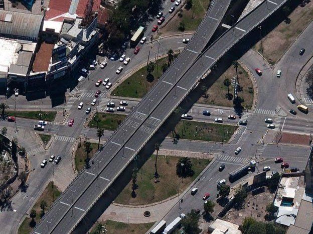 La izquierda, gremios opositores y organizaciones sociales cortarán el nudo vial en el inicio del paro general