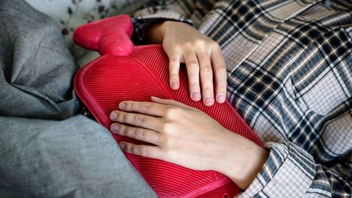 Con estos trucos caseros se puede reemplazar la bolsa de agua caliente artificial por una casera y económica.