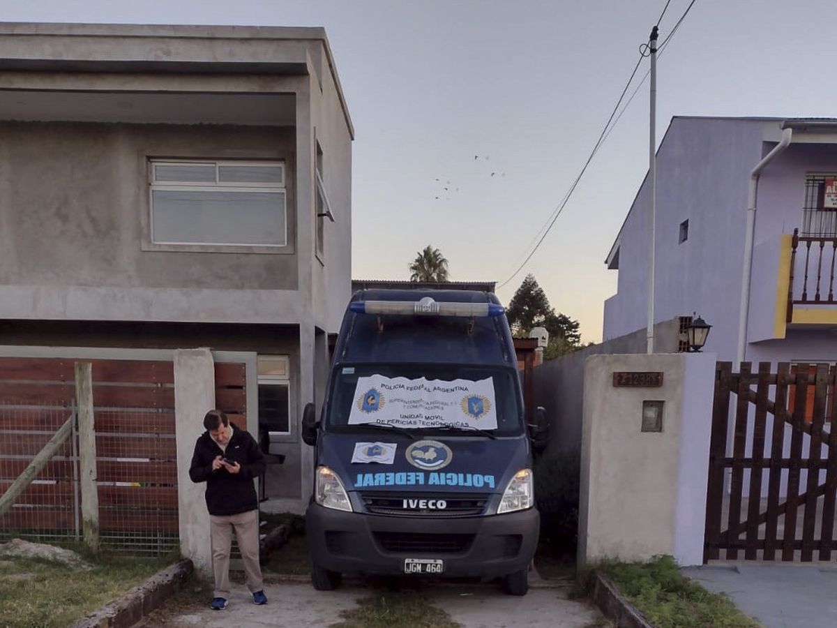 En Salta. Las autoridades detuvieron a un efectivo de la polic&iacute;a federal porque ten&iacute;a 60 mil videos sexuales de menores.&nbsp;