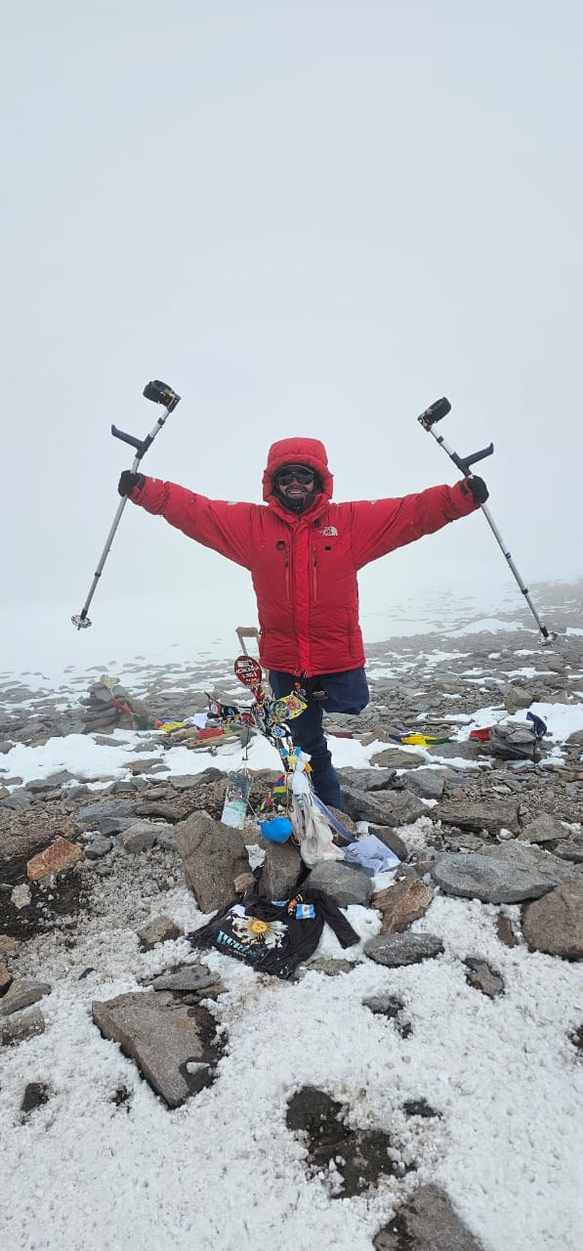 El chileno Soto en la cima del Aconcagua. El chileno Soto en la cima del Aconcagua.