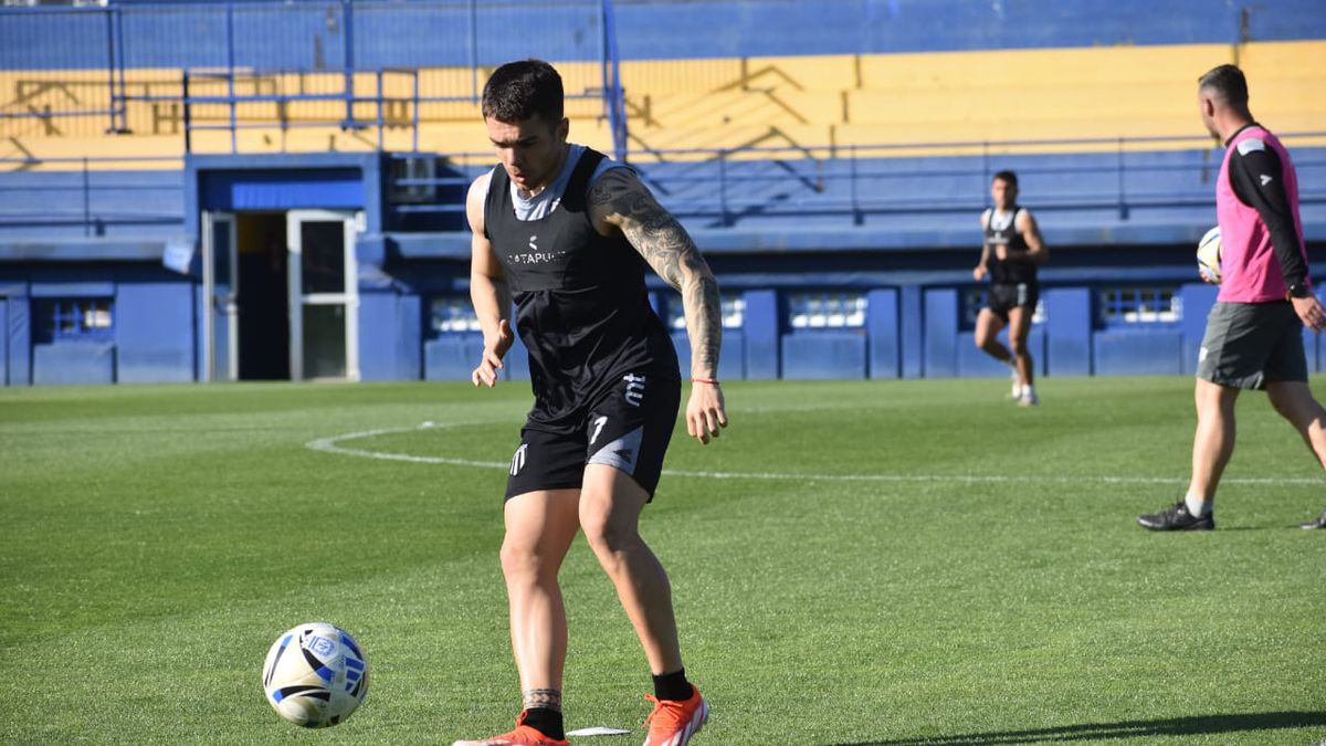 Nico Romano nunca baj&oacute; los brazos y pudo superar una grave lesi&oacute;n en su rodilla izquierda.