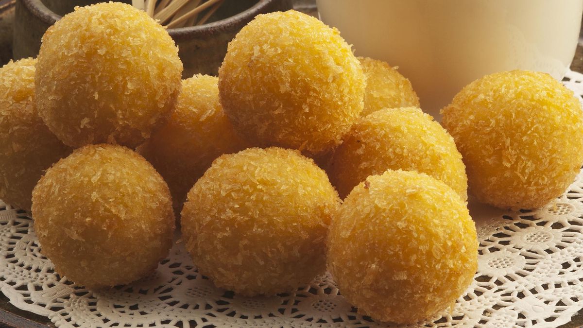 Los bocaditos de queso parmesano y cebolla son deliciosos. Disfrútalos siguiendo esta receta.