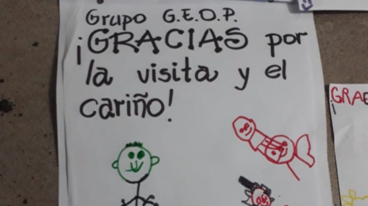 Penitenciarios apadrinan a chicos de una escuela albergue