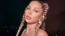 Romina Malaspina se muestra con la colaless XS con transparencias ultra coquette y paraliza el feriado