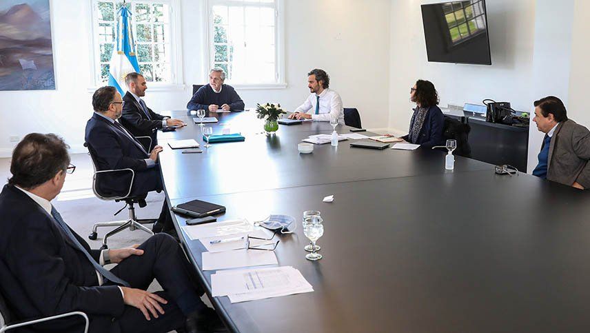 El Presidente se reunió con el gabinete económico para mitigar el efecto del Covid-19
