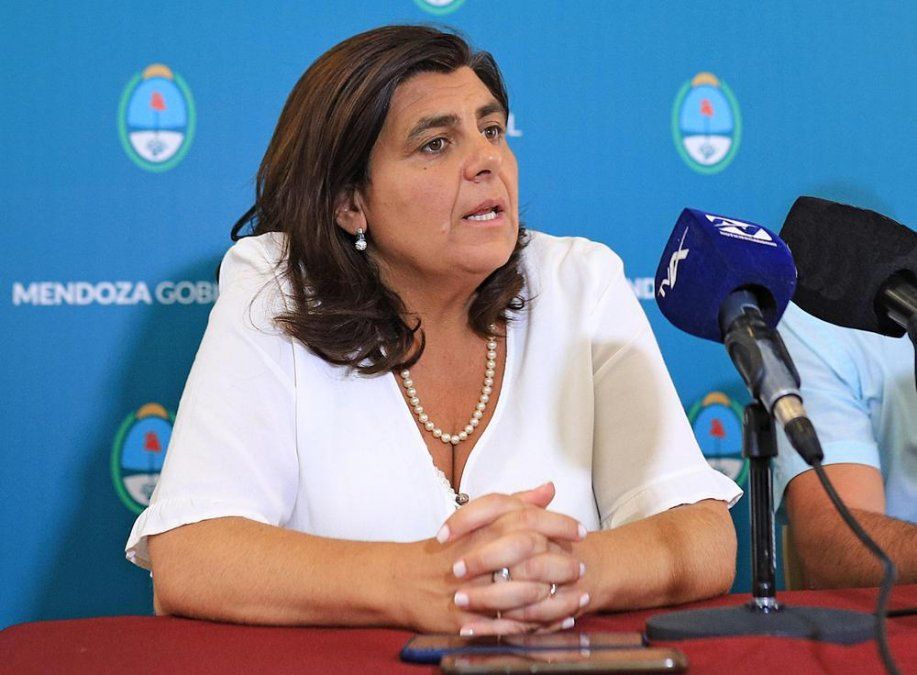 La ministra Mariana Juri será precandidata a senadora nacional en segundo término y su salida del gabinete de Suarez hace que ya suenen tres nombres de posibles reemplazantes.