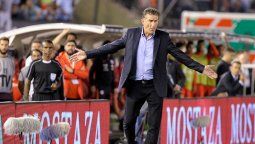 Bauza redobló la apuesta y volvió a ironizar con el puntaje del partido ante Chile