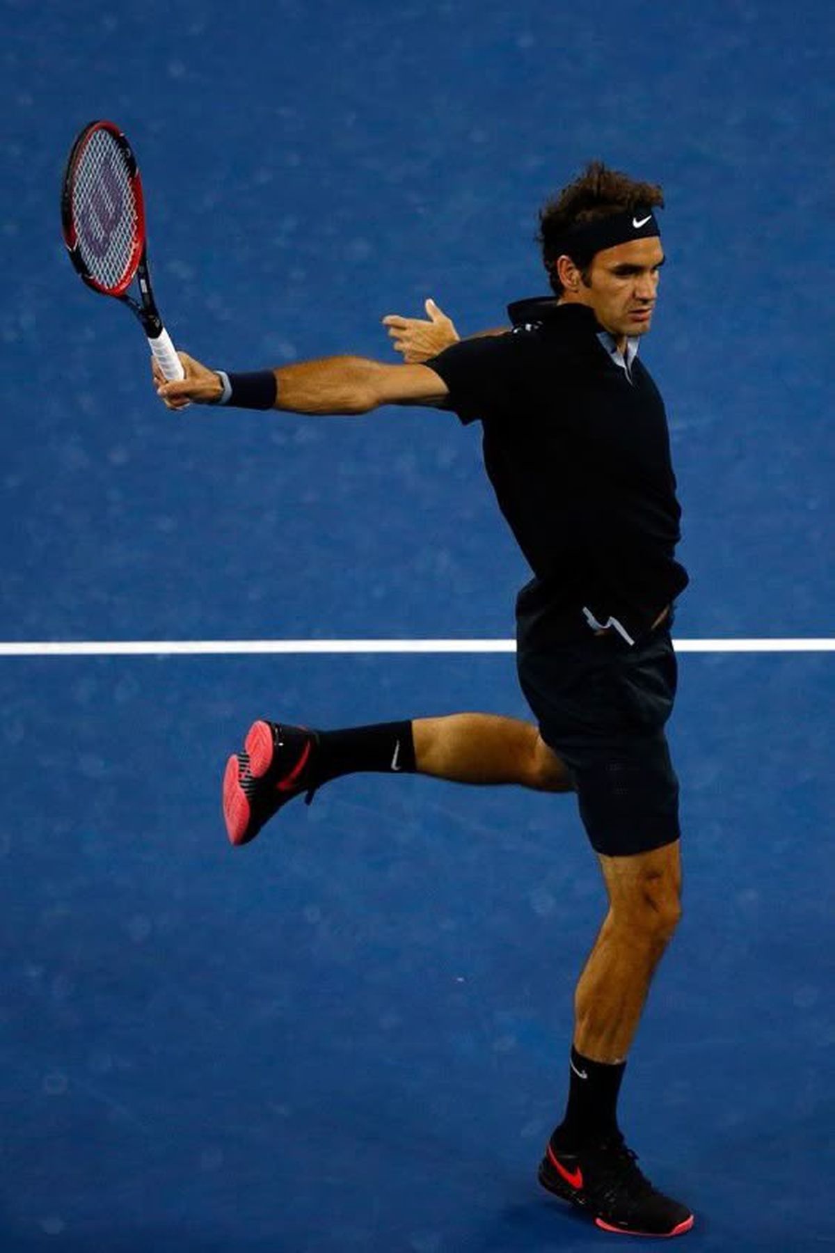 Roger Federer dej&oacute; una imagen imborrable con su perfecto rev&eacute;s.