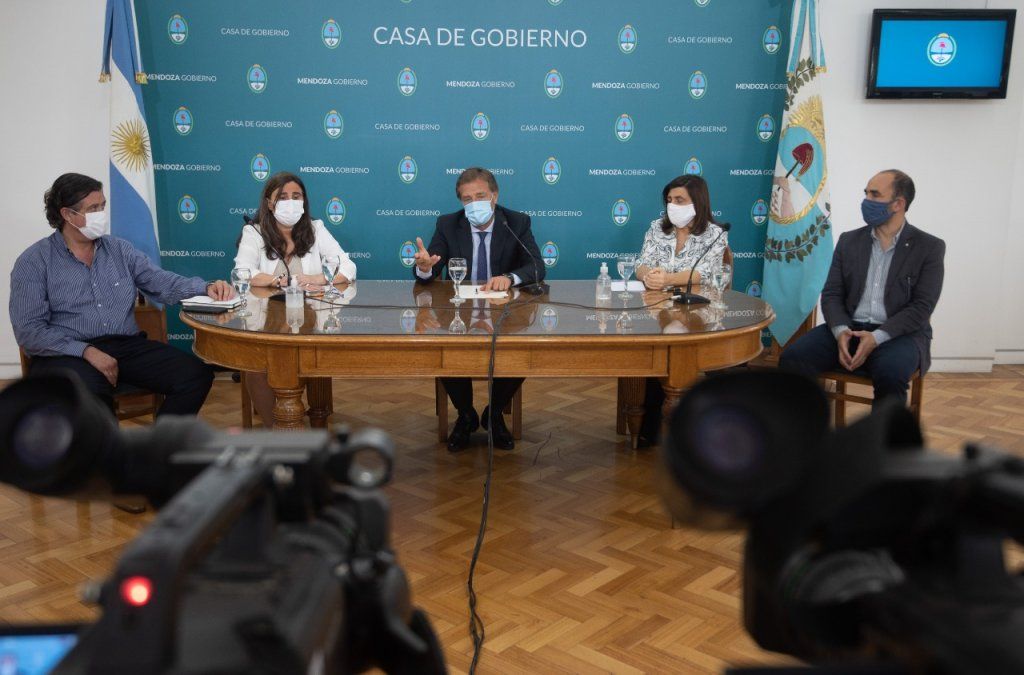 Rodolfo Suarez anuncia nuevas habilitaciones de actividades en Mendoza.