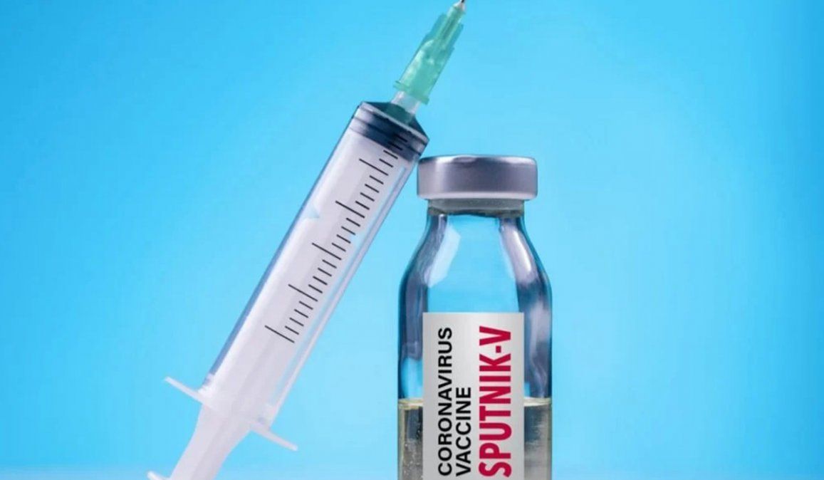 La vacuna rusa da otro paso en los ensayos clínicos. 