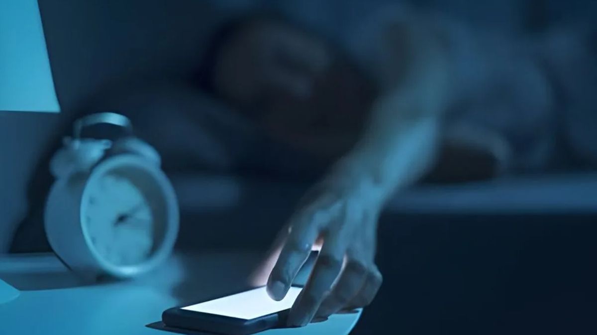 El consumo problemático de nuevas tecnologías que aqueja a la sociedad. La nomofobia: cómo detectar y controlar la adición al teléfono celular El consumo problemático de nuevas tecnologías que aqueja a la sociedad. La nomofobia: cómo detectar y controlar la adición al teléfono celular