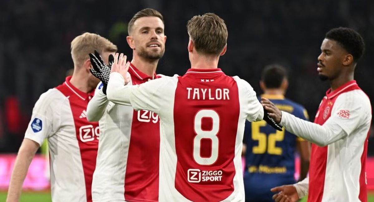 Ajax y una polémica decisión.