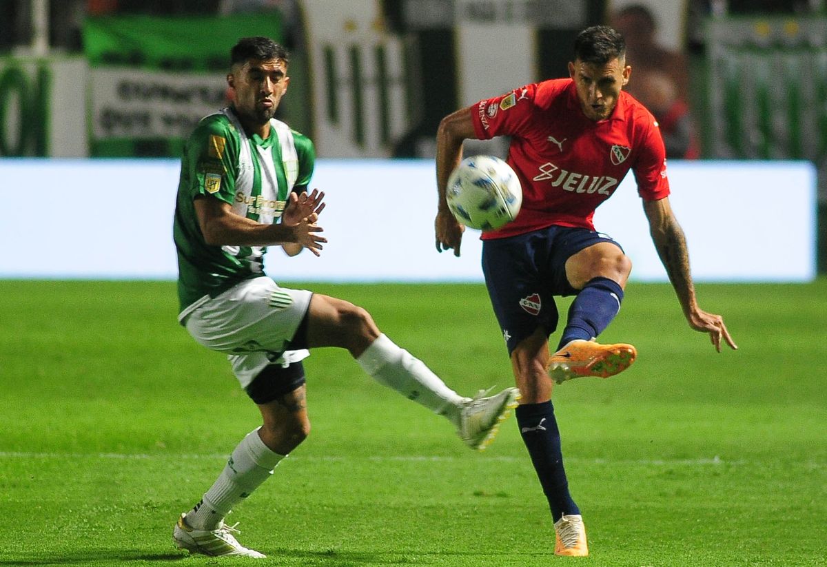 Independiente dio un paso hacia los playoffs de la Copa de la Liga. Independiente dio un paso hacia los playoffs de la Copa de la Liga.