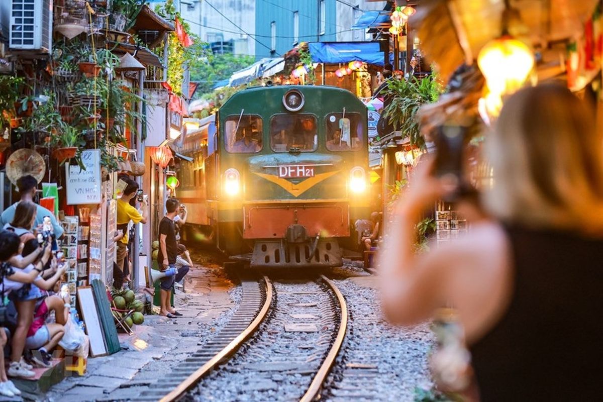 Miles de turistas se sienten fascinados cuando pisan esta calle especial de Vietnam Miles de turistas se sienten fascinados cuando pisan esta calle especial de Vietnam