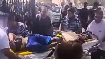 Fue acusado de abuso, se tiró de un cuarto piso en Tribunales, cayó sobre el auto de un juez y murió Fue acusado de abuso, se tiró de un cuarto piso en Tribunales, cayó sobre el auto de un juez y murió