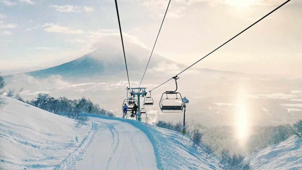 Esquí en Japón. (Foto: Vecteezy)