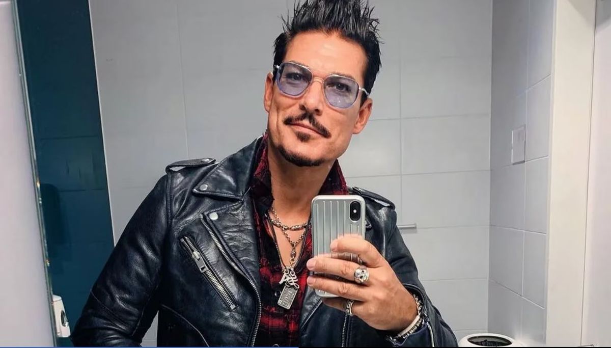 Es igual. Un doble de Ricardo Fort causa furor: ¿sos vos comandante? Es igual. Un doble de Ricardo Fort causa furor: ¿sos vos comandante?